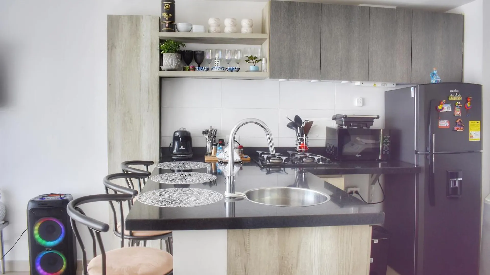 Hermoso Apartamento Camas Doble Cerca A La Playa Cartagena